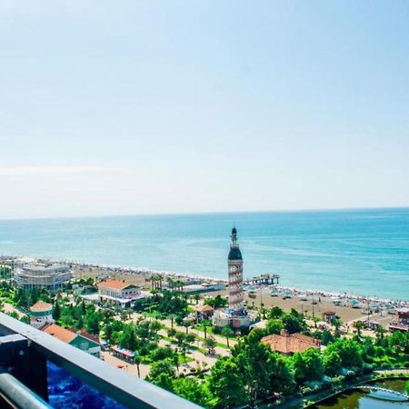 باتومي Black Sea Aparthotel Orbi City المظهر الخارجي الصورة