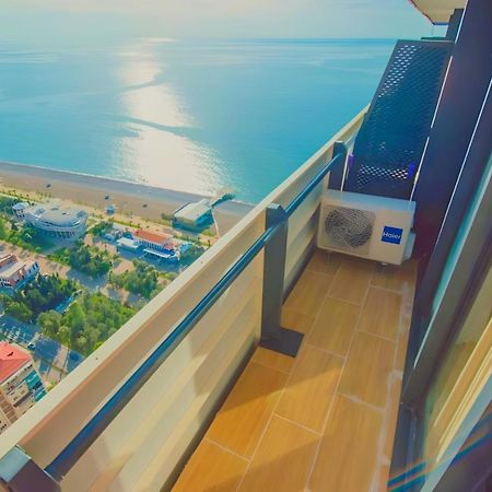 باتومي Black Sea Aparthotel Orbi City المظهر الخارجي الصورة
