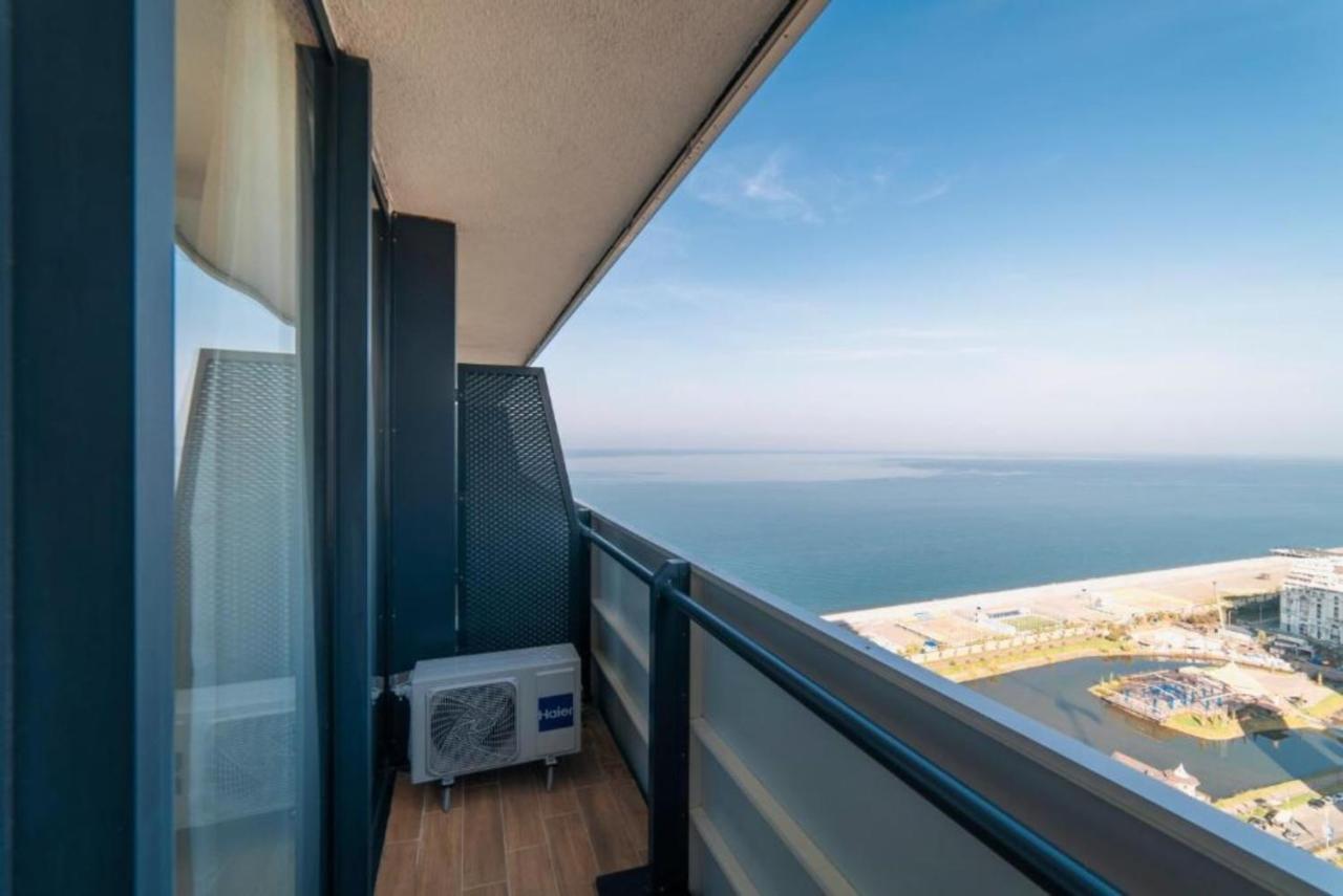 باتومي Black Sea Aparthotel Orbi City المظهر الخارجي الصورة