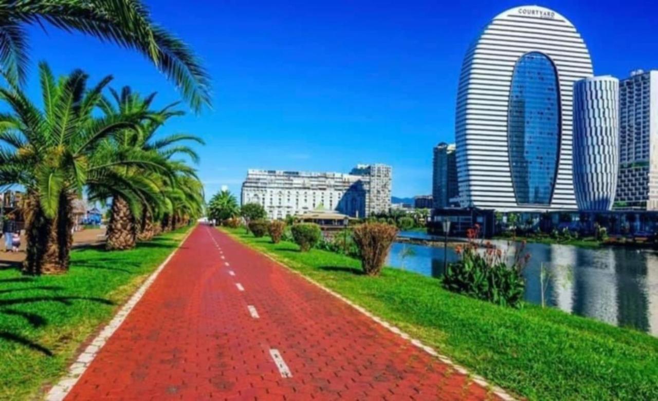 باتومي Black Sea Aparthotel Orbi City المظهر الخارجي الصورة